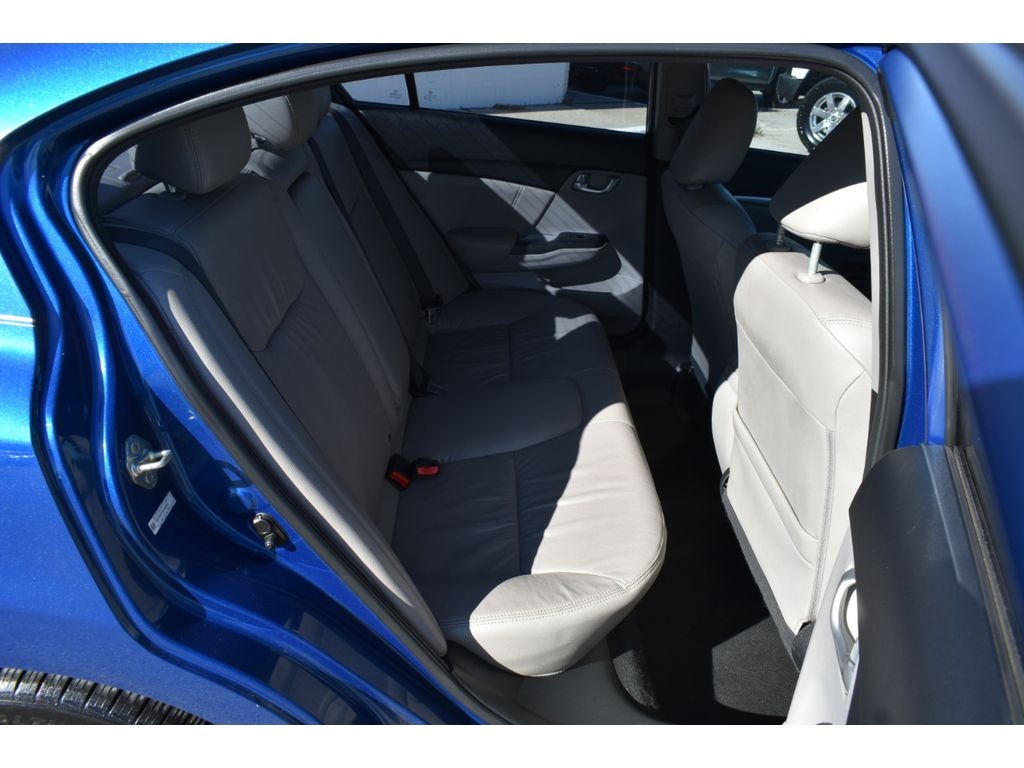 Honda Civic EX-L Sedan 5-Speed AT 2013