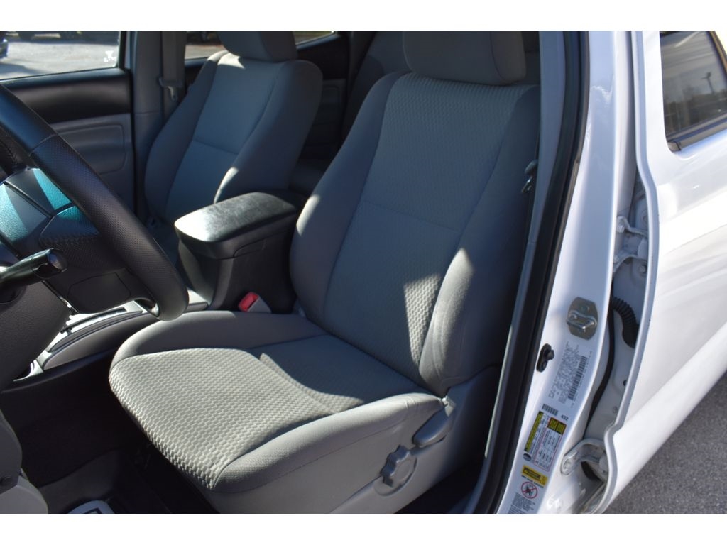 2012 Toyota Tacoma Base V6 4x4 photo 4