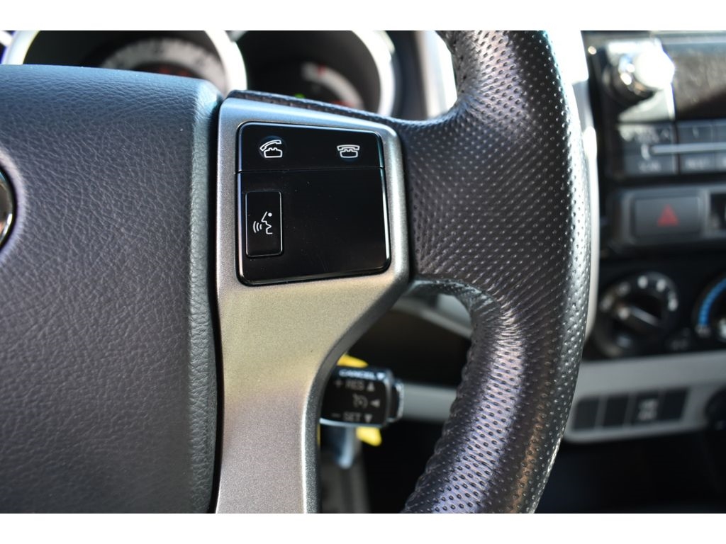 Toyota Tacoma Double Cab Long Bed V6 Auto 4WD 2012