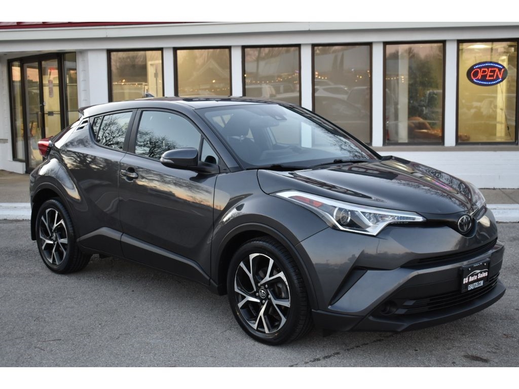 2018 Toyota C-HR XLE photo 3