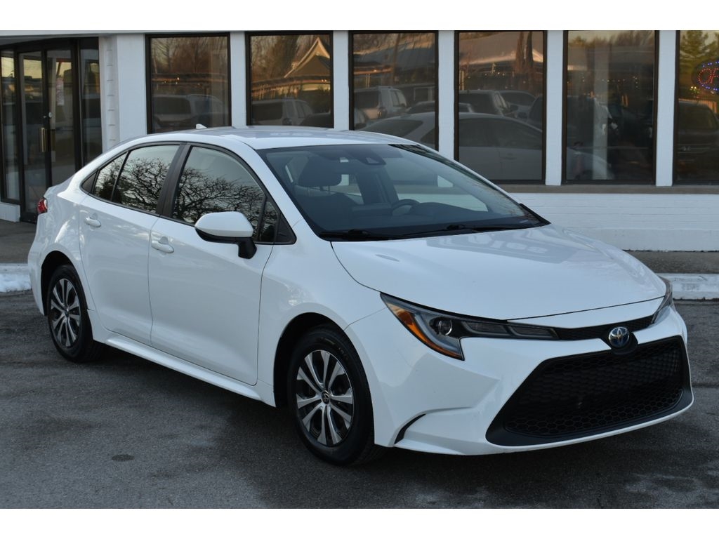 Toyota Corolla LE Hybrid 2022