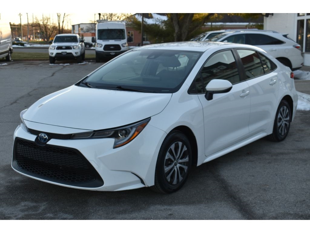 Toyota Corolla LE Hybrid 2022