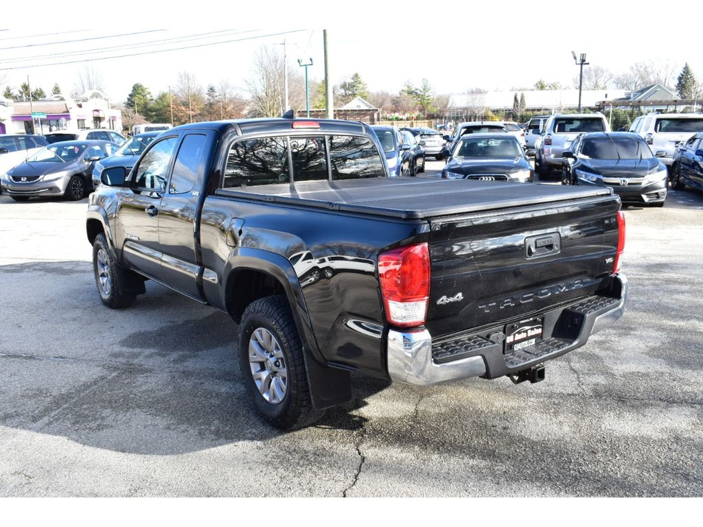 Toyota Tacoma SR5 Access Cab V6 6AT 4WD 2016