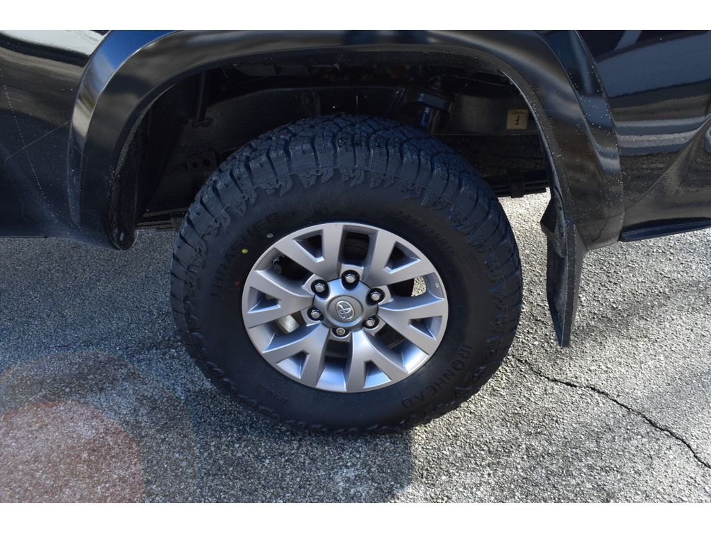 Toyota Tacoma SR5 Access Cab V6 6AT 4WD 2016