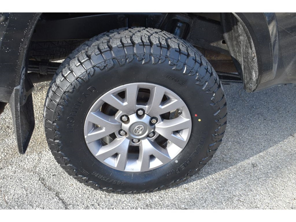 Toyota Tacoma SR5 Access Cab V6 6AT 4WD 2016