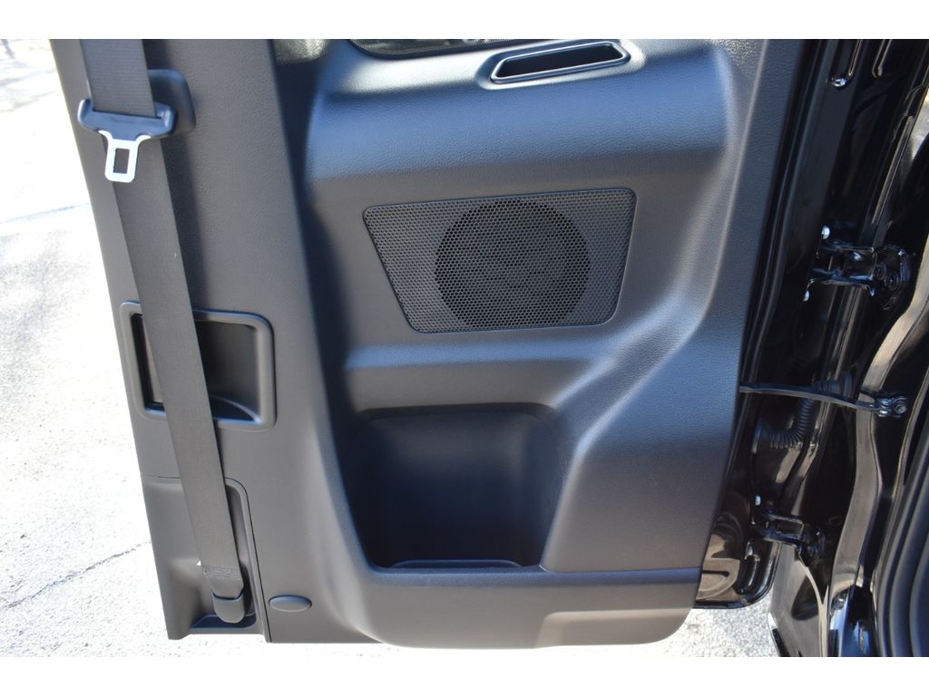 Toyota Tacoma SR5 Access Cab V6 6AT 4WD 2016