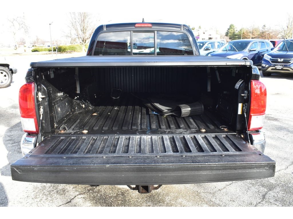 Toyota Tacoma SR5 Access Cab V6 6AT 4WD 2016