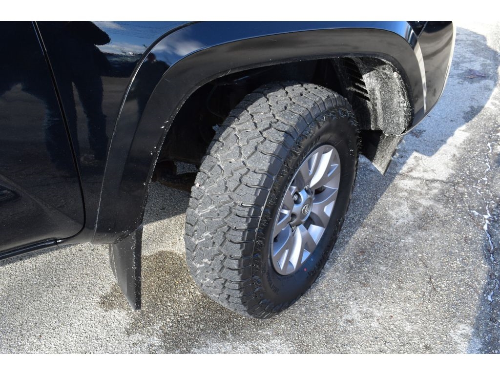 Toyota Tacoma SR5 Access Cab V6 6AT 4WD 2016