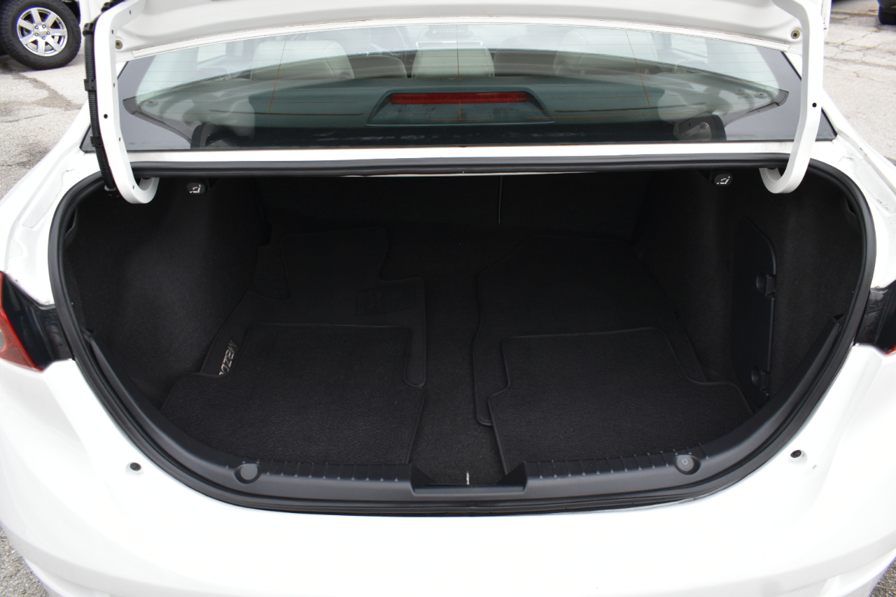 Mazda MAZDA3 i Touring AT 4-Door 2015