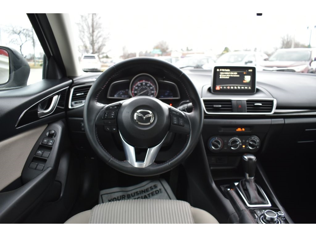 Mazda MAZDA3 i Touring AT 4-Door 2015