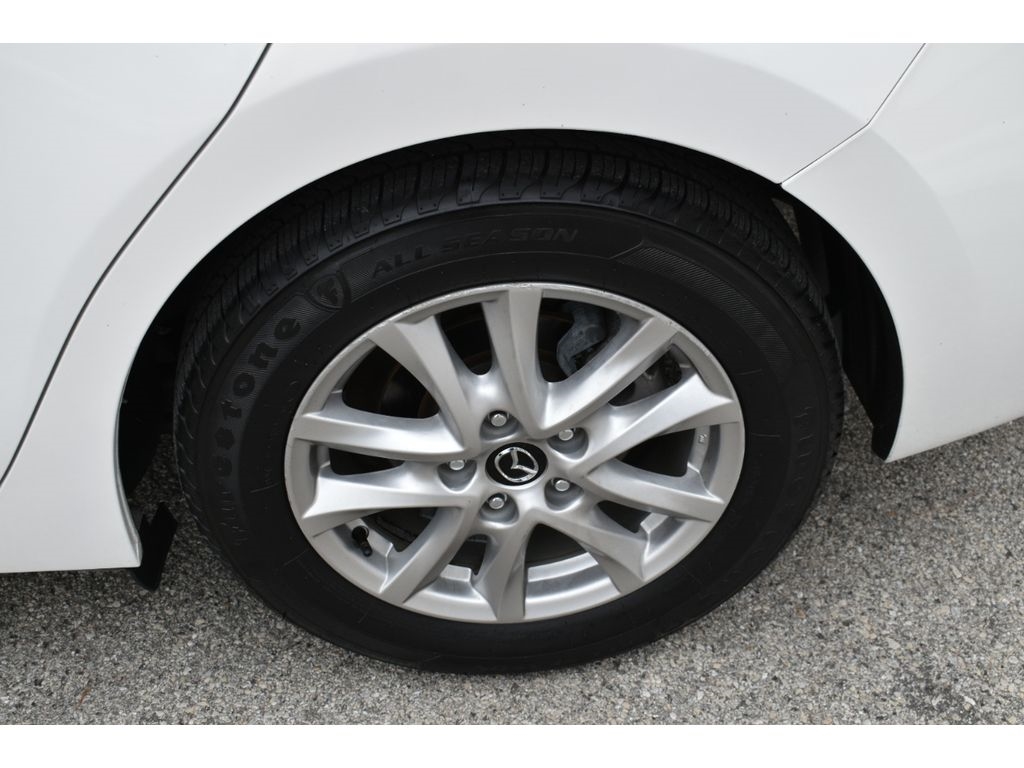 Mazda MAZDA3 i Touring AT 4-Door 2015