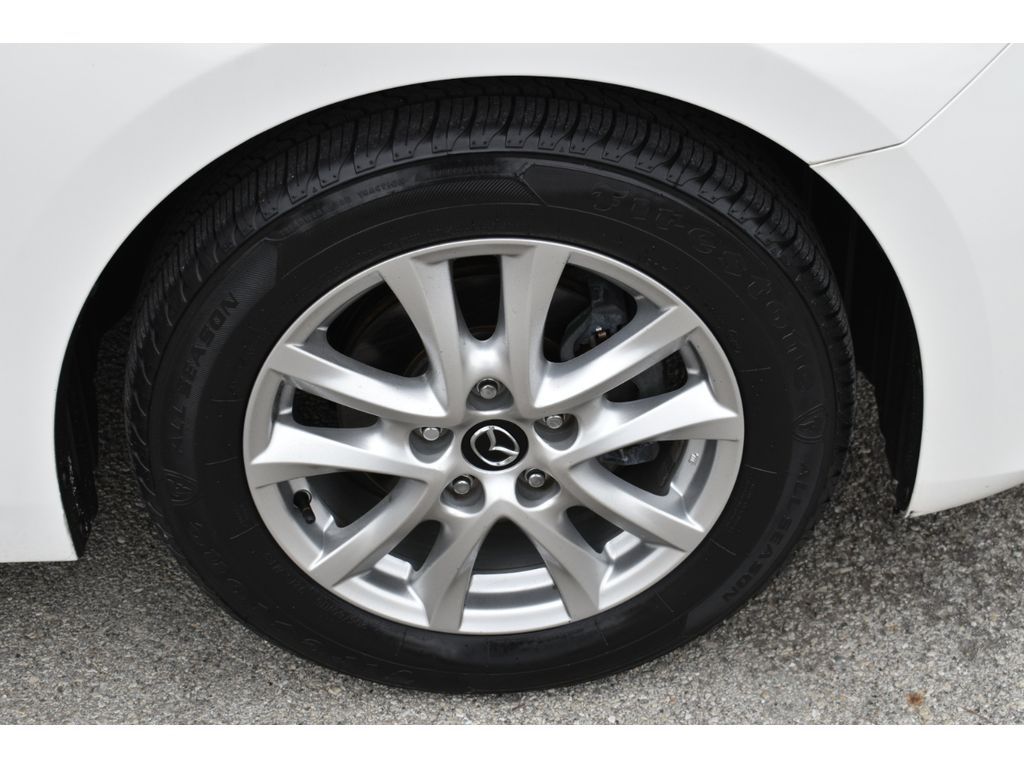 Mazda MAZDA3 i Touring AT 4-Door 2015