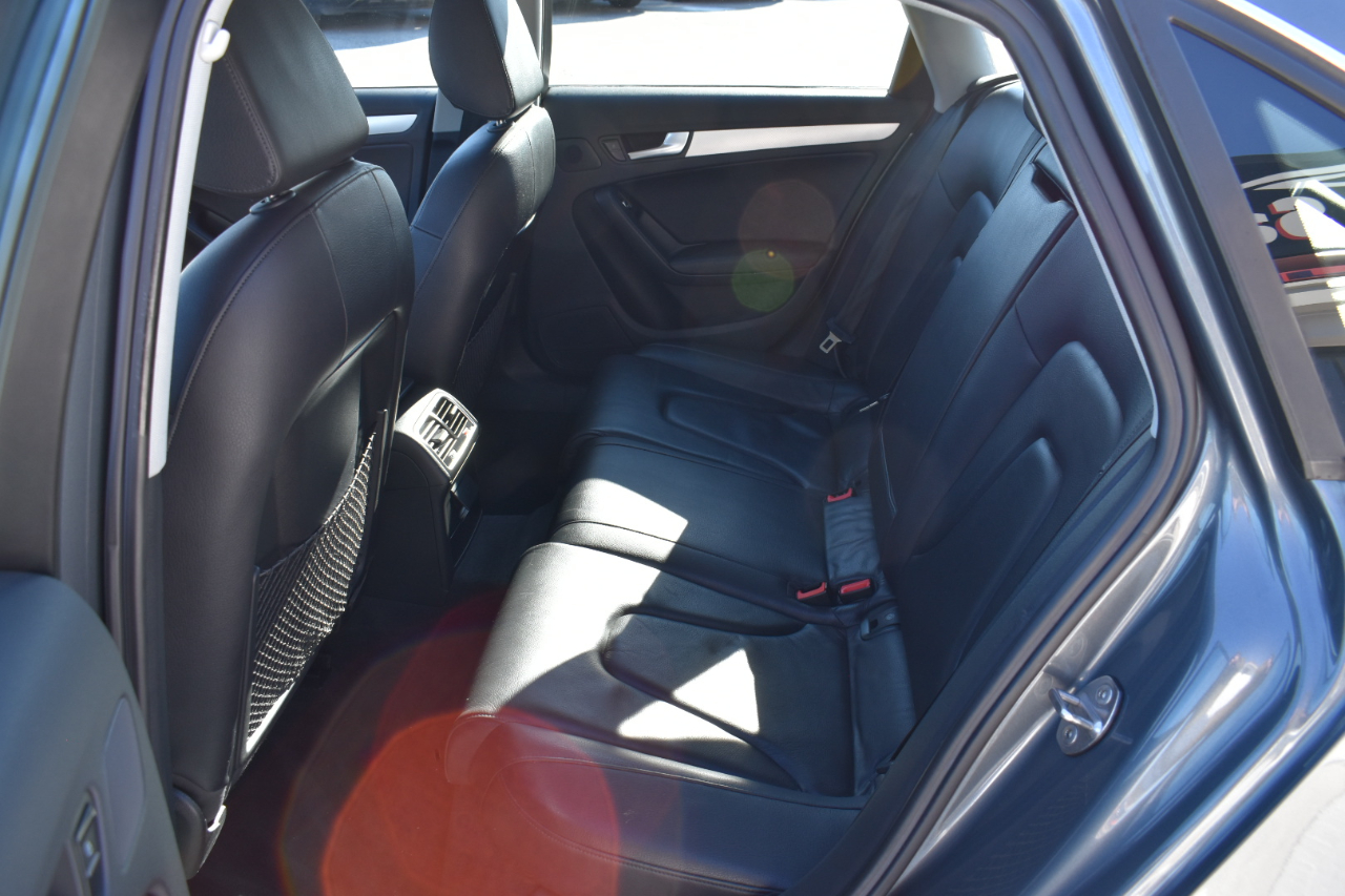 Audi A4 2.0T Premium Plus quattro Sedan AWD 8A 2013