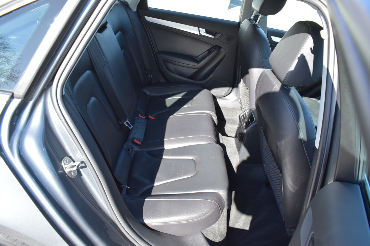 Audi A4 2.0T Premium Plus quattro Sedan AWD 8A 2013