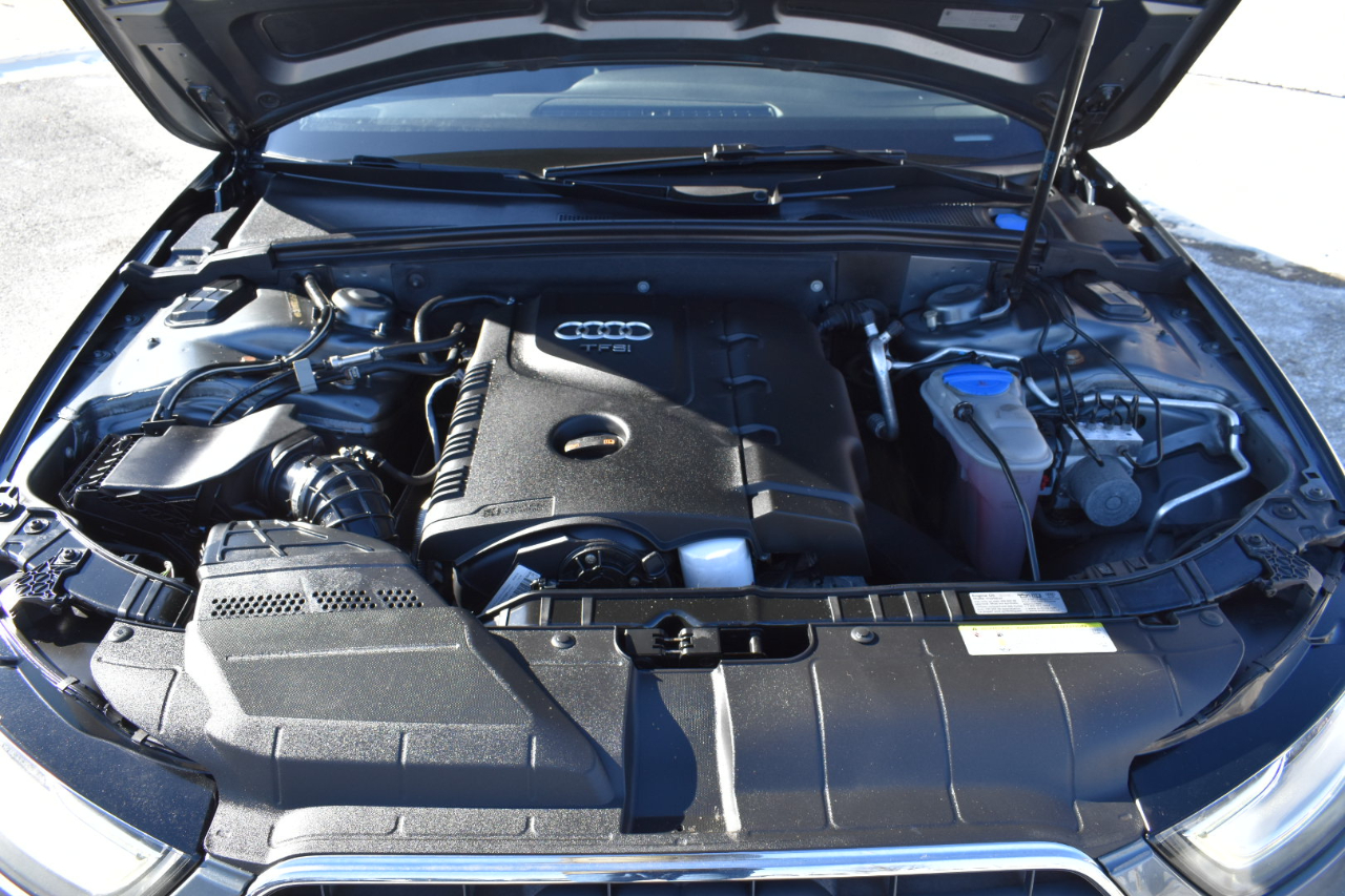 Audi A4 2.0T Premium Plus quattro Sedan AWD 8A 2013