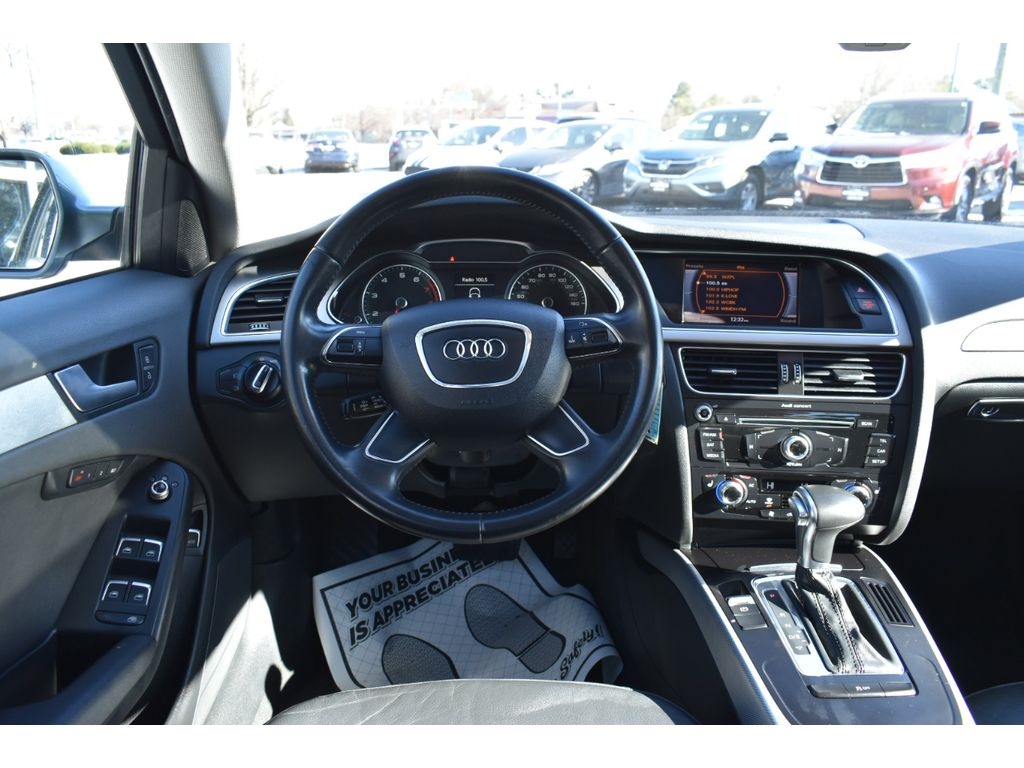 Audi A4 2.0T Premium Plus quattro Sedan AWD 8A 2013