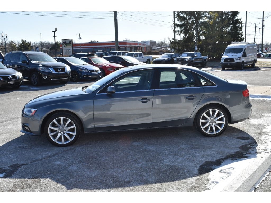 Audi A4 2.0T Premium Plus quattro Sedan AWD 8A 2013