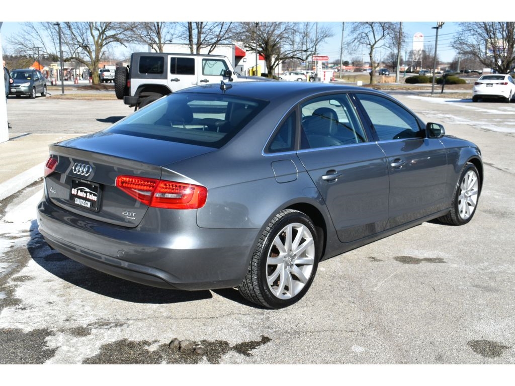 Audi A4 2.0T Premium Plus quattro Sedan AWD 8A 2013