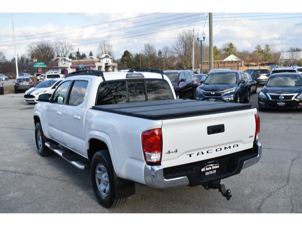 Toyota Tacoma SR5 Double Cab 4WD V6 2016