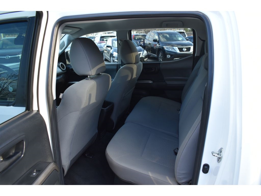 Toyota Tacoma SR5 Double Cab 4WD V6 2016