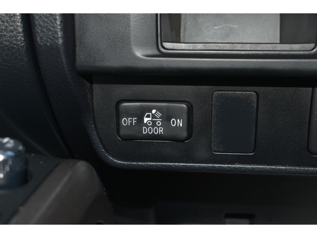 Toyota Tacoma SR5 Double Cab 4WD V6 2016