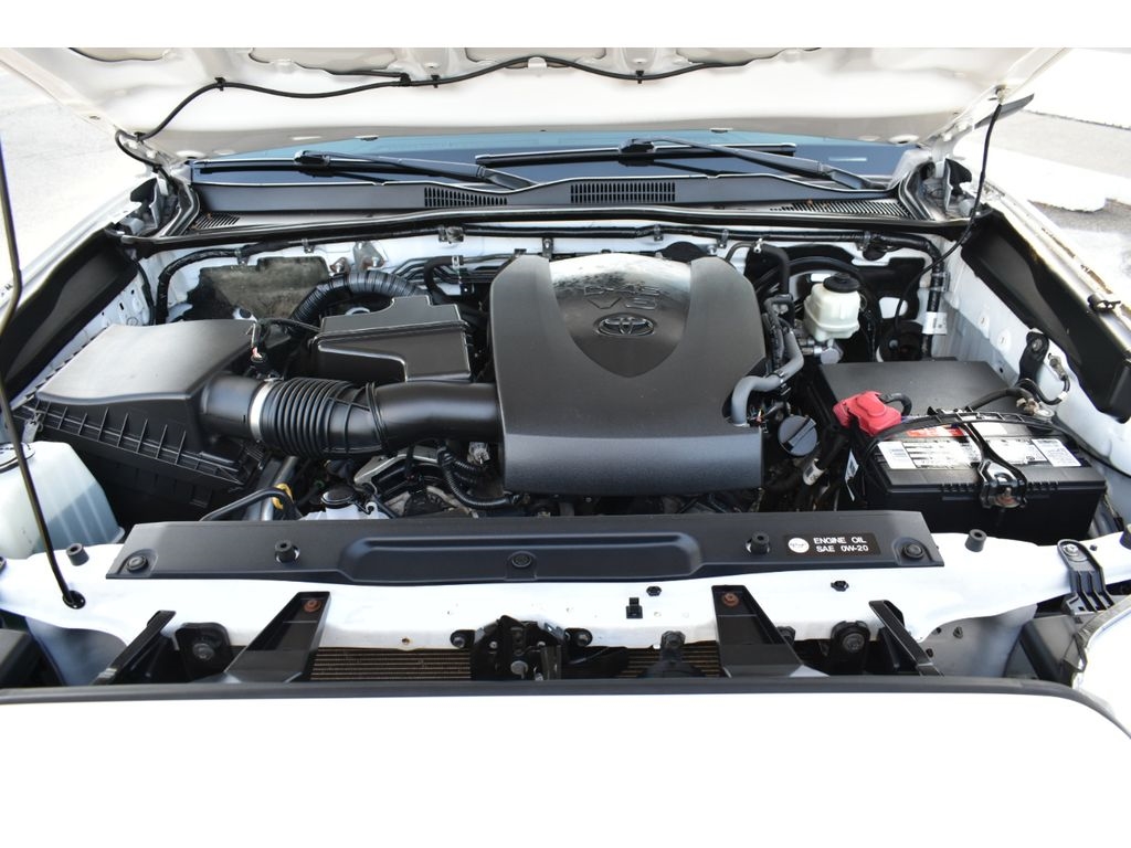 Toyota Tacoma SR5 Double Cab 4WD V6 2016