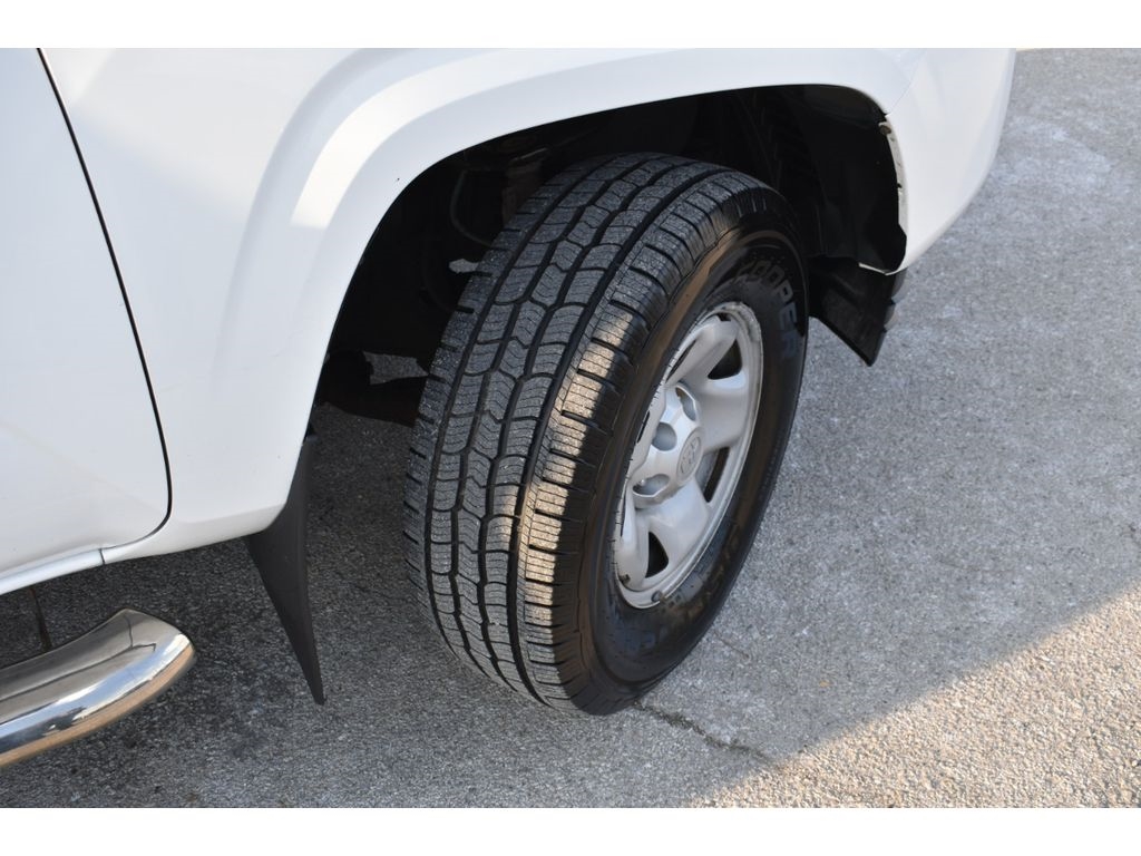 Toyota Tacoma SR5 Double Cab 4WD V6 2016