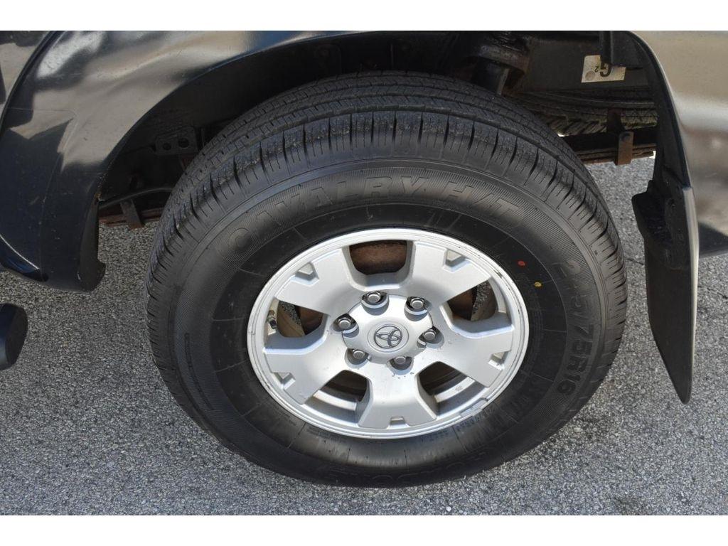 Toyota Tacoma Double Cab V6 5AT 4WD 2015