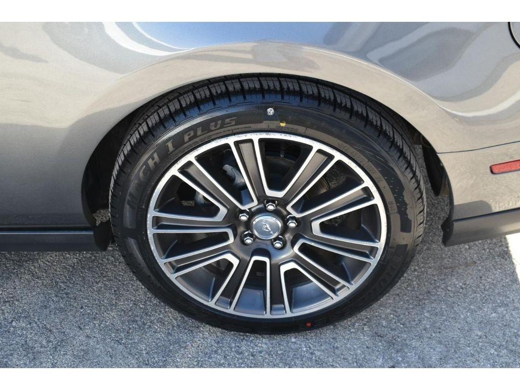 Ford Mustang GT Premium 2D Coupe 2011