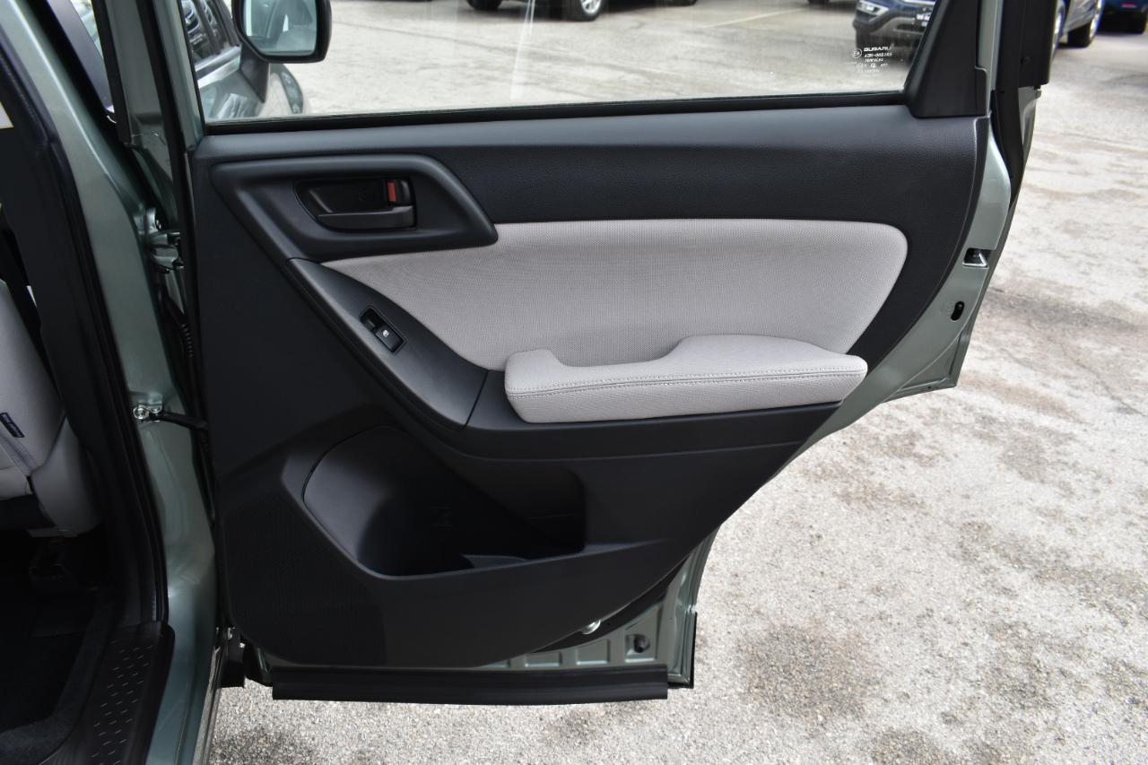 Subaru Forester 2.5i 2015