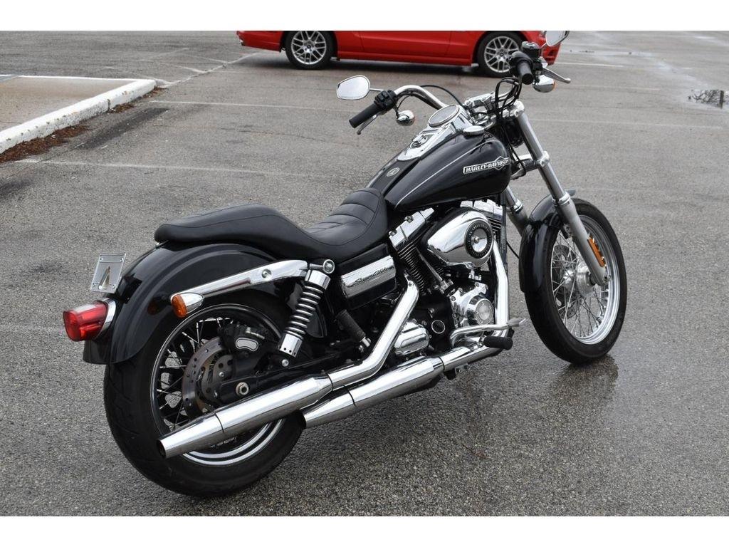 Harley-Davidson FXDC  2012