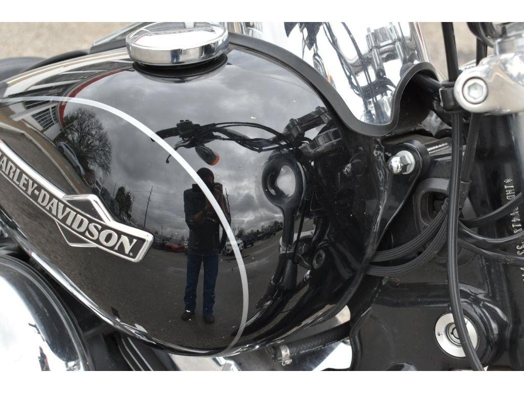 Harley-Davidson FXDC  2012