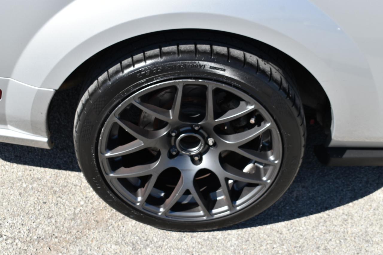 Ford Mustang GT Deluxe Coupe 2006