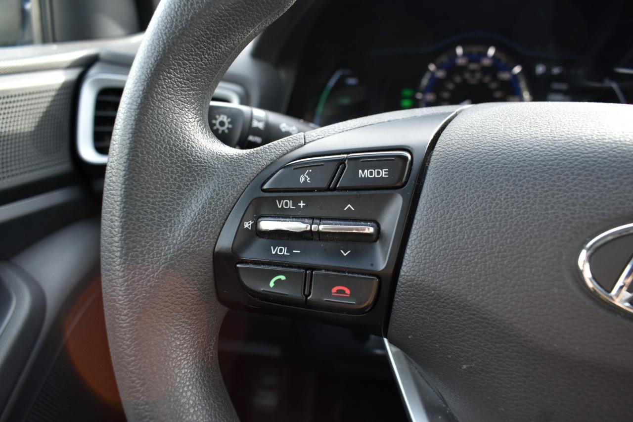 Hyundai Ioniq Hybrid Blue 2017