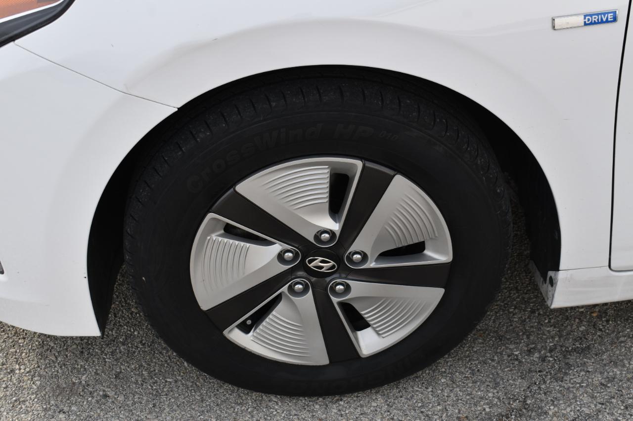 Hyundai Ioniq Hybrid Blue 2017