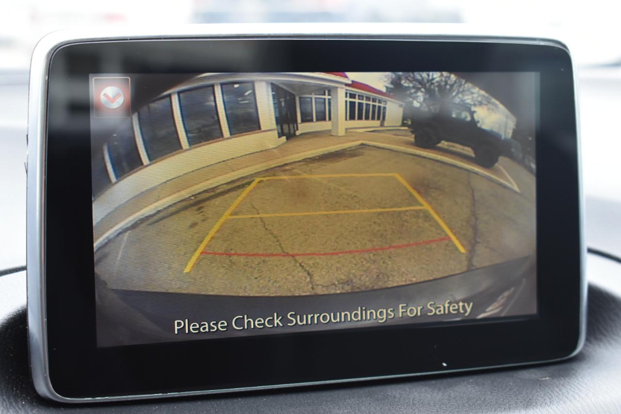 Mazda MAZDA3 i Sport MT 4-Door 2016