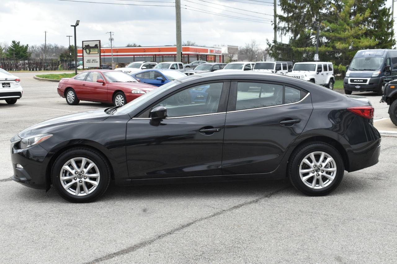 Mazda MAZDA3 i Sport MT 4-Door 2016