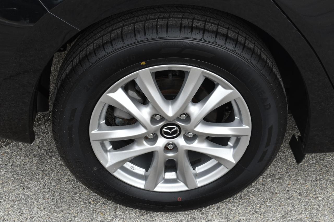 Mazda MAZDA3 i Sport MT 4-Door 2016