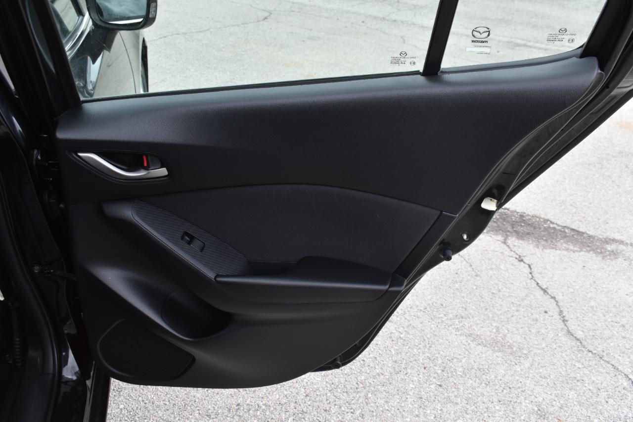 Mazda MAZDA3 i Sport MT 4-Door 2016