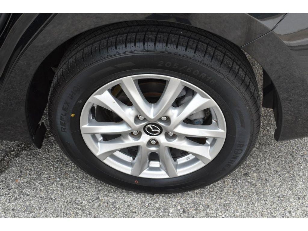 Mazda MAZDA3 i Sport MT 4-Door 2016