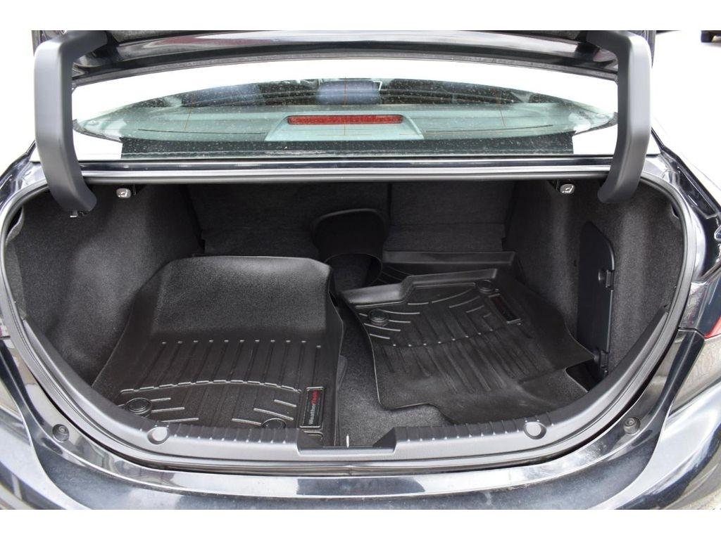 Mazda MAZDA3 i Sport MT 4-Door 2016