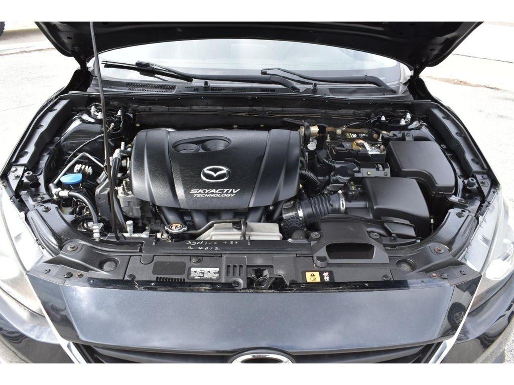 Mazda MAZDA3 i Sport MT 4-Door 2016