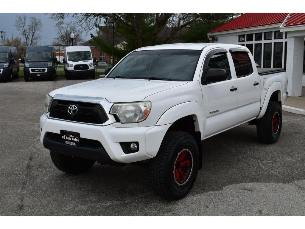 Toyota Tacoma Double Cab V6 5AT 4WD 2015