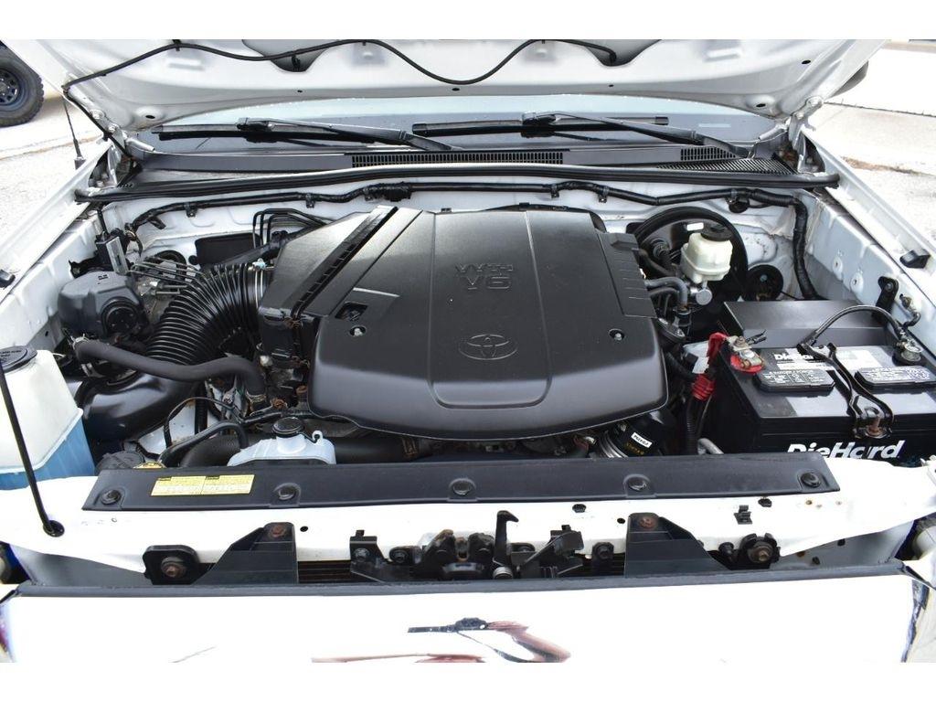 Toyota Tacoma Double Cab V6 5AT 4WD 2015