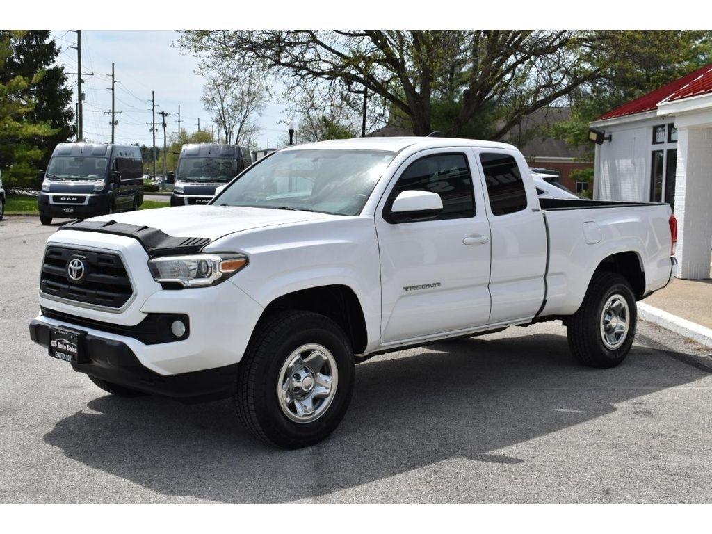 Toyota Tacoma SR5 Access Cab V6 6AT 4WD 2016