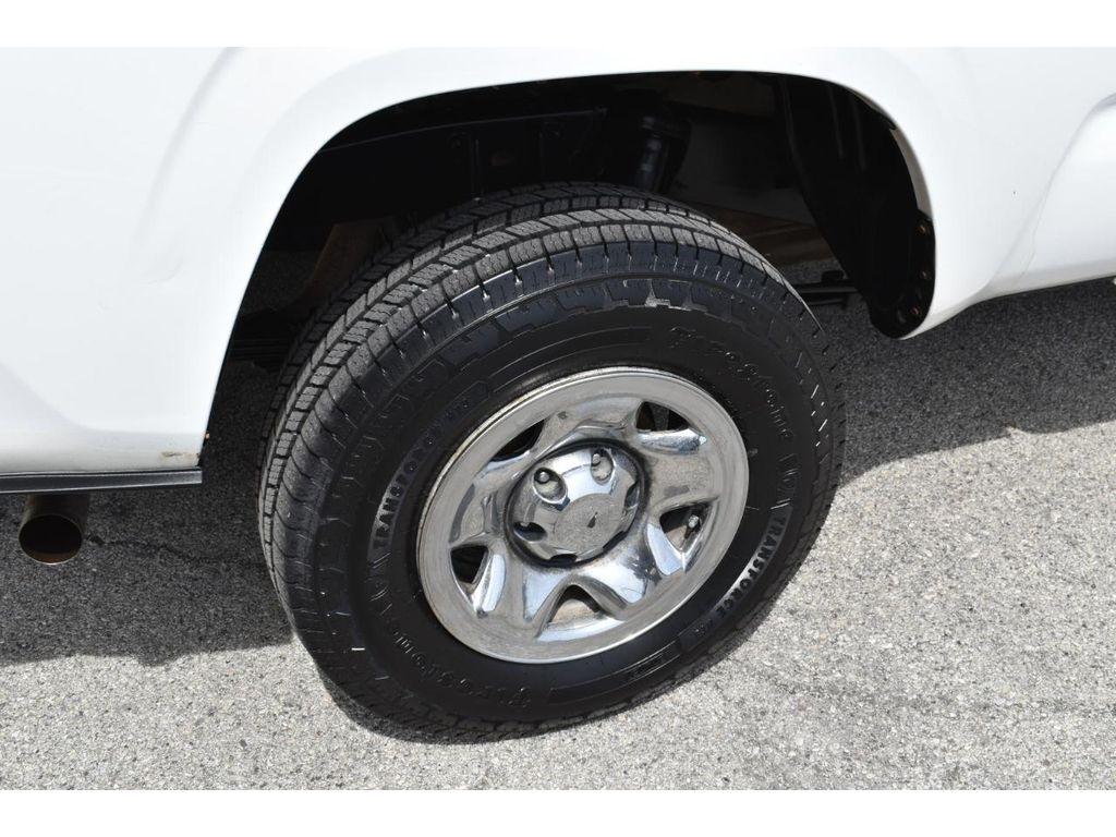 Toyota Tacoma SR5 Access Cab V6 6AT 4WD 2016