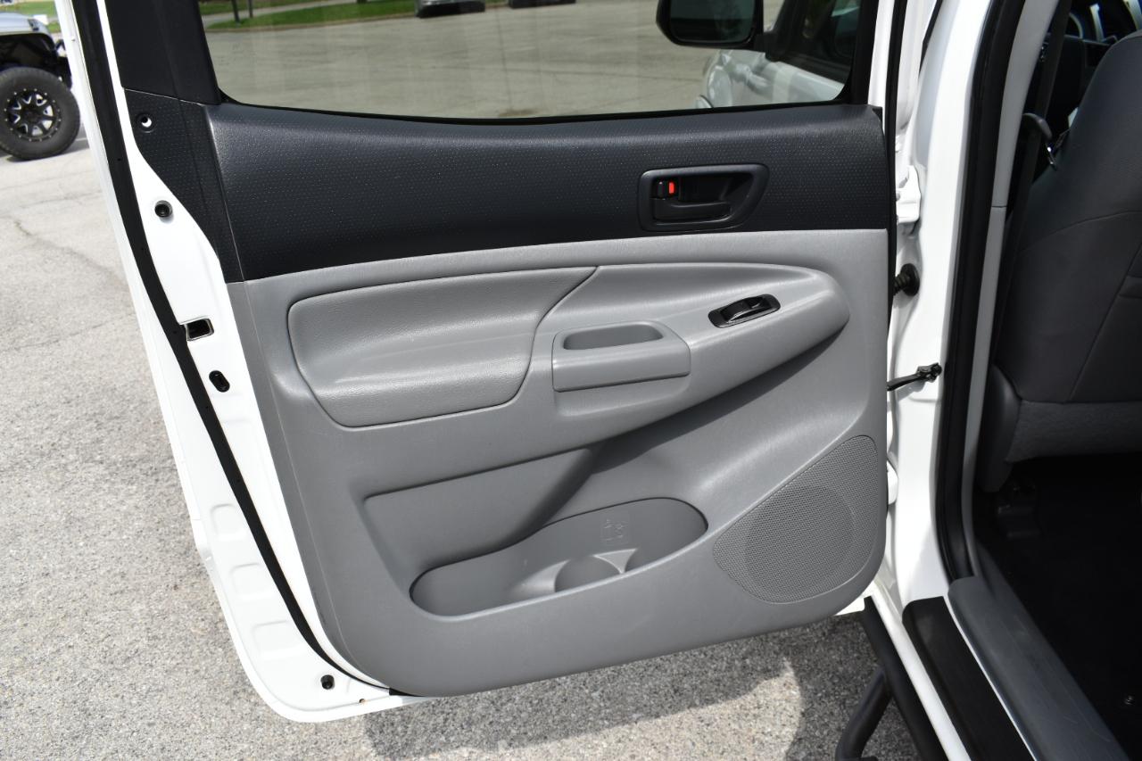 Toyota Tacoma 4WD Double Cab V6 AT TRD Off Road (Natl) 2013