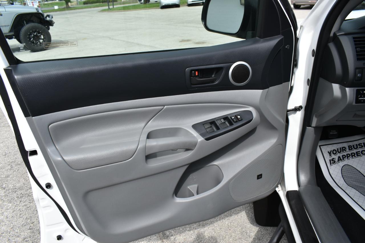 Toyota Tacoma 4WD Double Cab V6 AT TRD Off Road (Natl) 2013