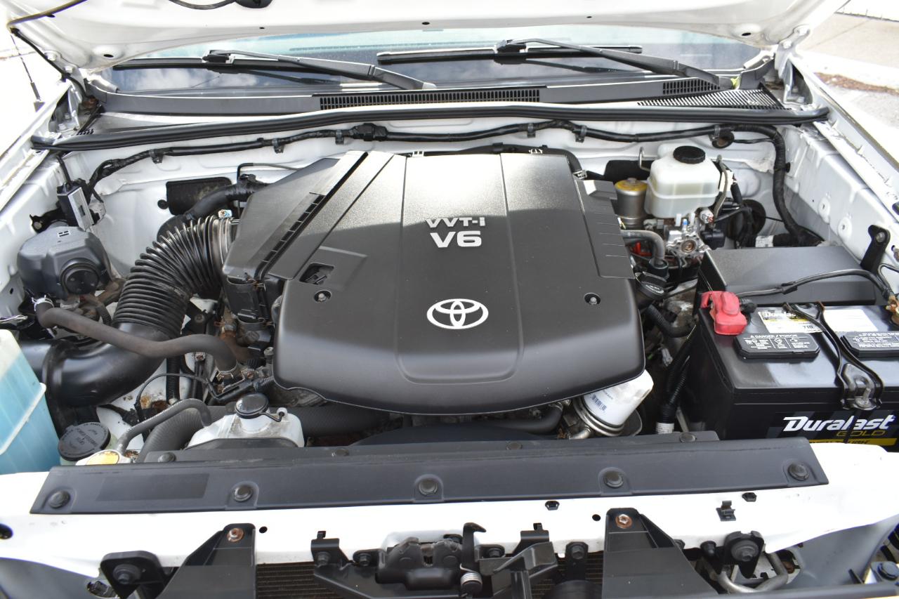Toyota Tacoma 4WD Double Cab V6 AT TRD Off Road (Natl) 2013