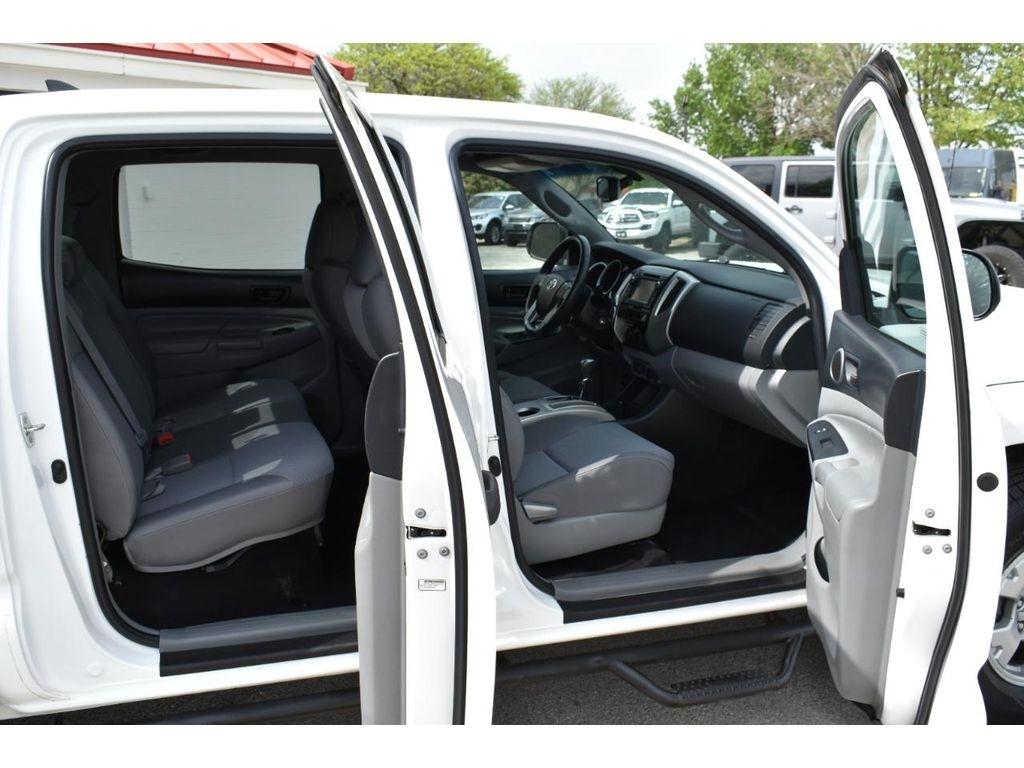 Toyota Tacoma 4WD Double Cab V6 AT TRD Off Road (Natl) 2013